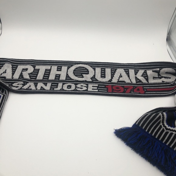 Accessories - San Jose Earthquakes Scarf Soccer Quakes Ruffneck Scarves Made In Uk 100% Acryli